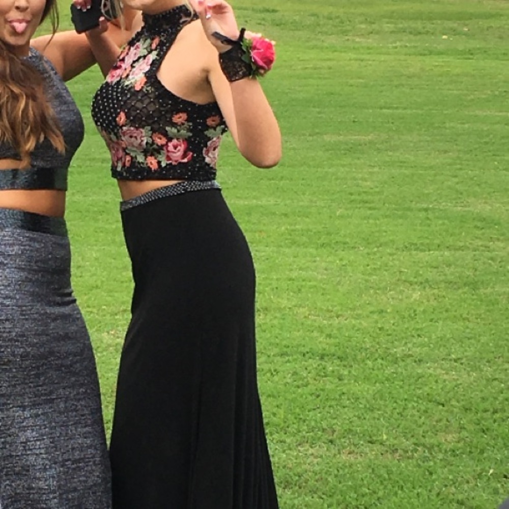 Sherri Hill prom dress!